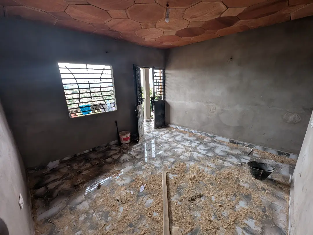 Appartement moderne à louer à Bafoussam Carrefour Saint Thomas - Image 1