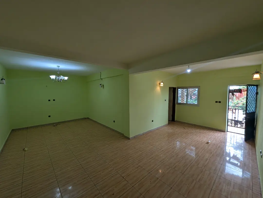 Appartement moderne à louer à Bafoussam 1ere Eveche - Image 1
