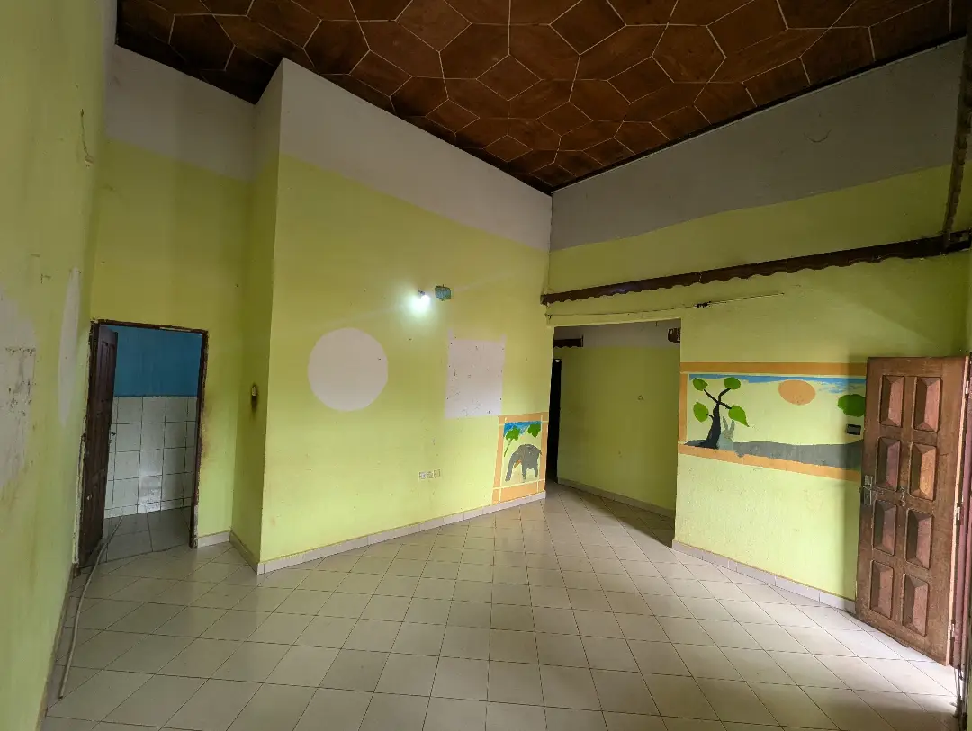 Appartement moderne à louer à Bafoussam Maetur - Image 1