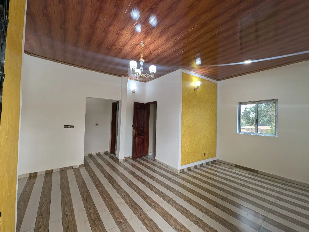 Appartement moderne à louer à Bafoussam Escadron - Image 1