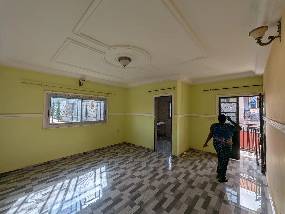 Appartement moderne à louer à Bafoussam Maeture - Image 1