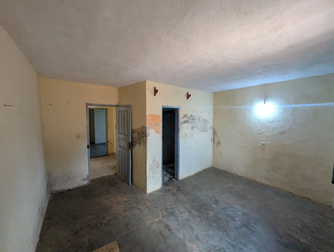 Appartement moderne à louer à Bafoussam Toket - Image 11