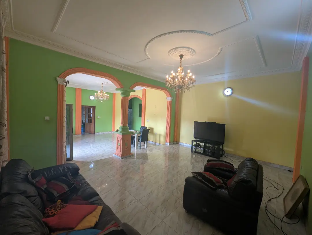 Appartement moderne à louer à Bafoussam Voltaire - Image 11