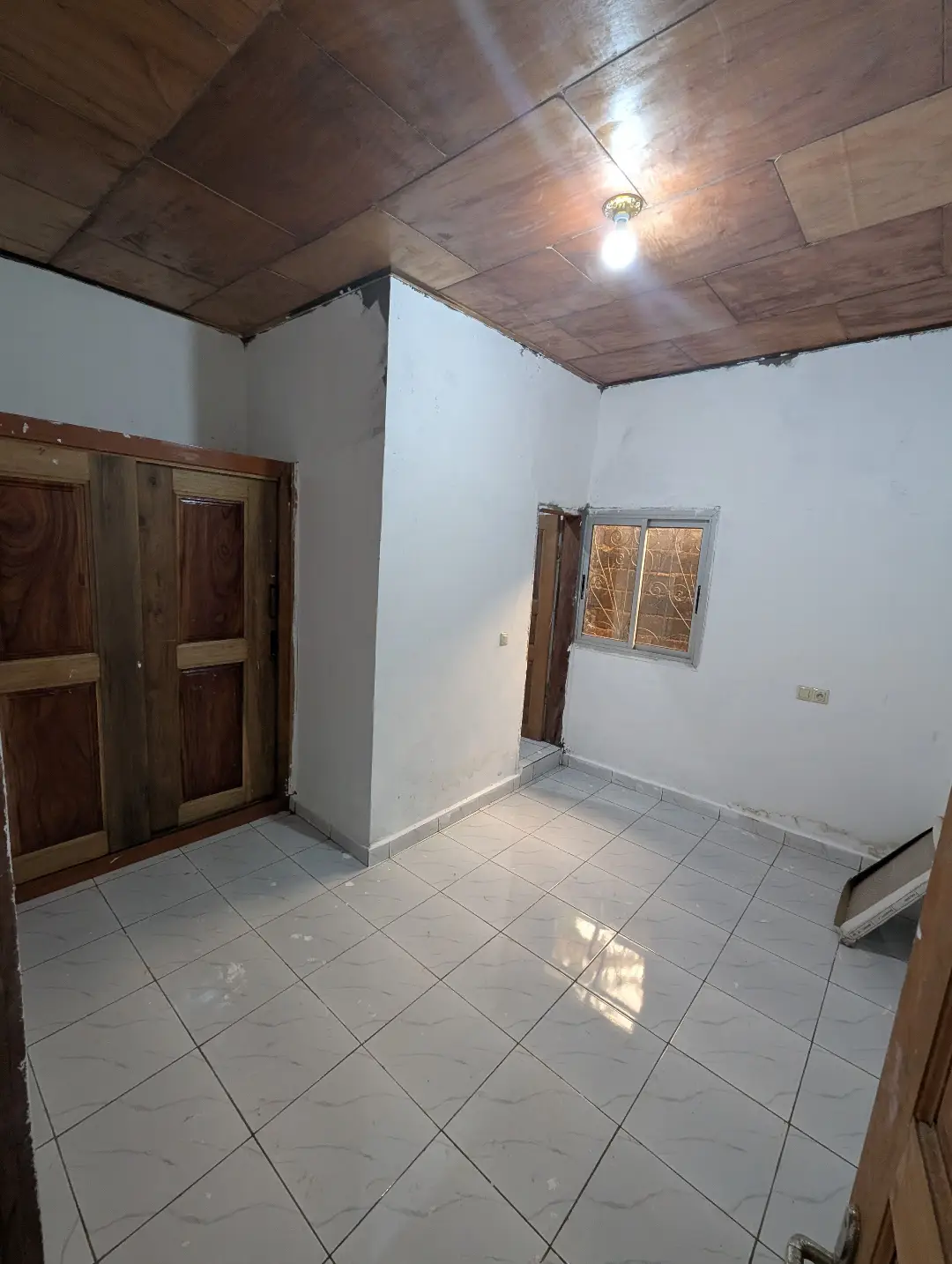 Appartement moderne à louer à Bafoussam 3eme Carrefour Eveche - Image 11