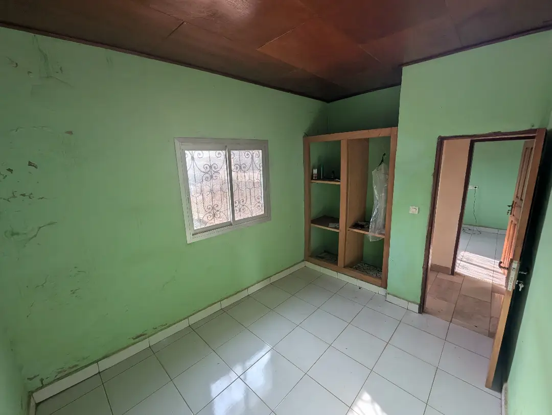 Appartement moderne à louer à Bafoussam Marche Bipmop - Image 11