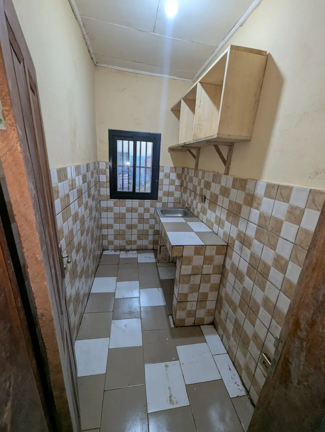 Appartement moderne à louer à Bafoussam Maetur - Image 11