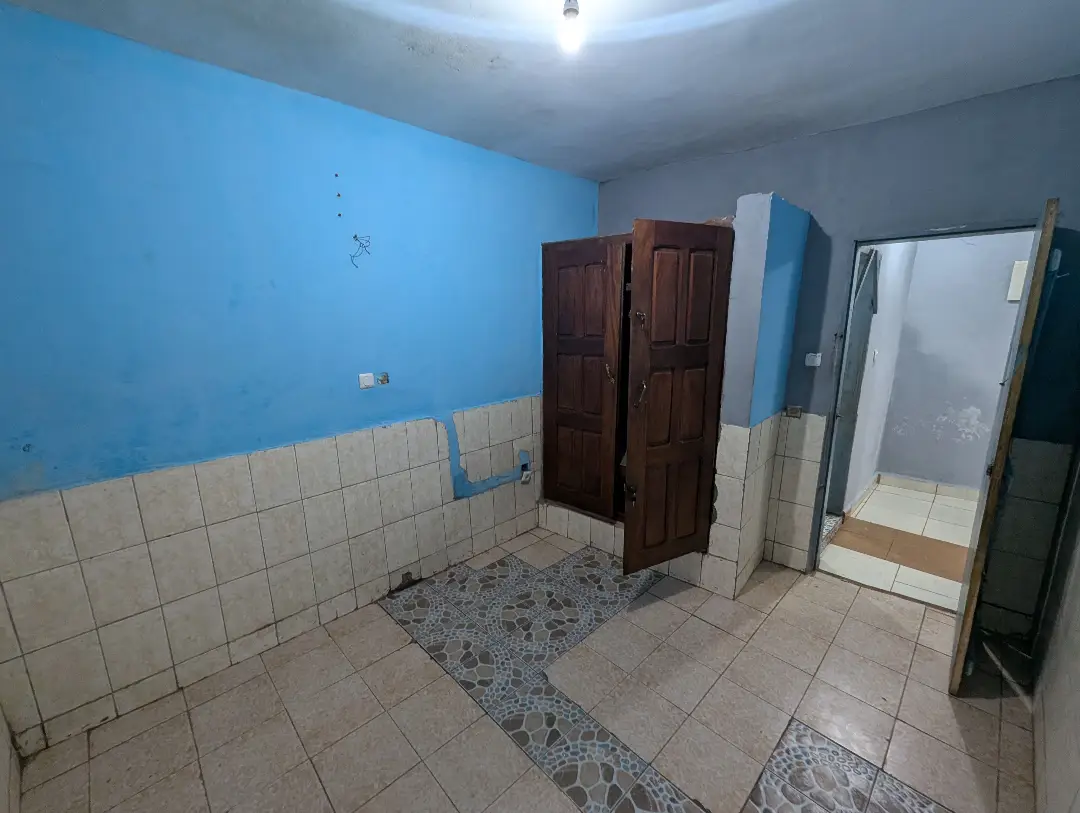 Appartement moderne à louer à Bafoussam Bingo - Image 11