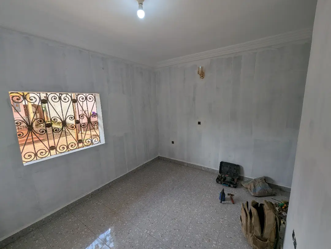 Appartement moderne à louer à Bafoussam 2eme Carrefour Eveche - Image 11