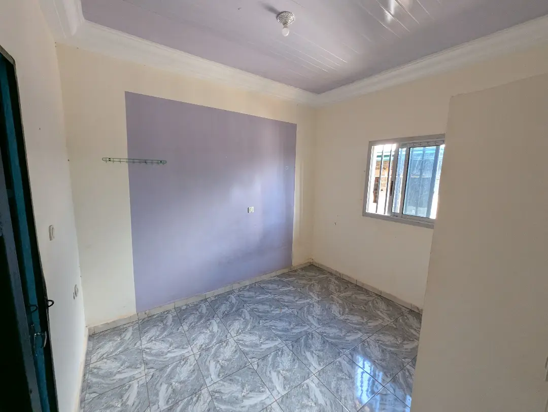 Appartement moderne à louer à Bafoussam Maeture - Image 11