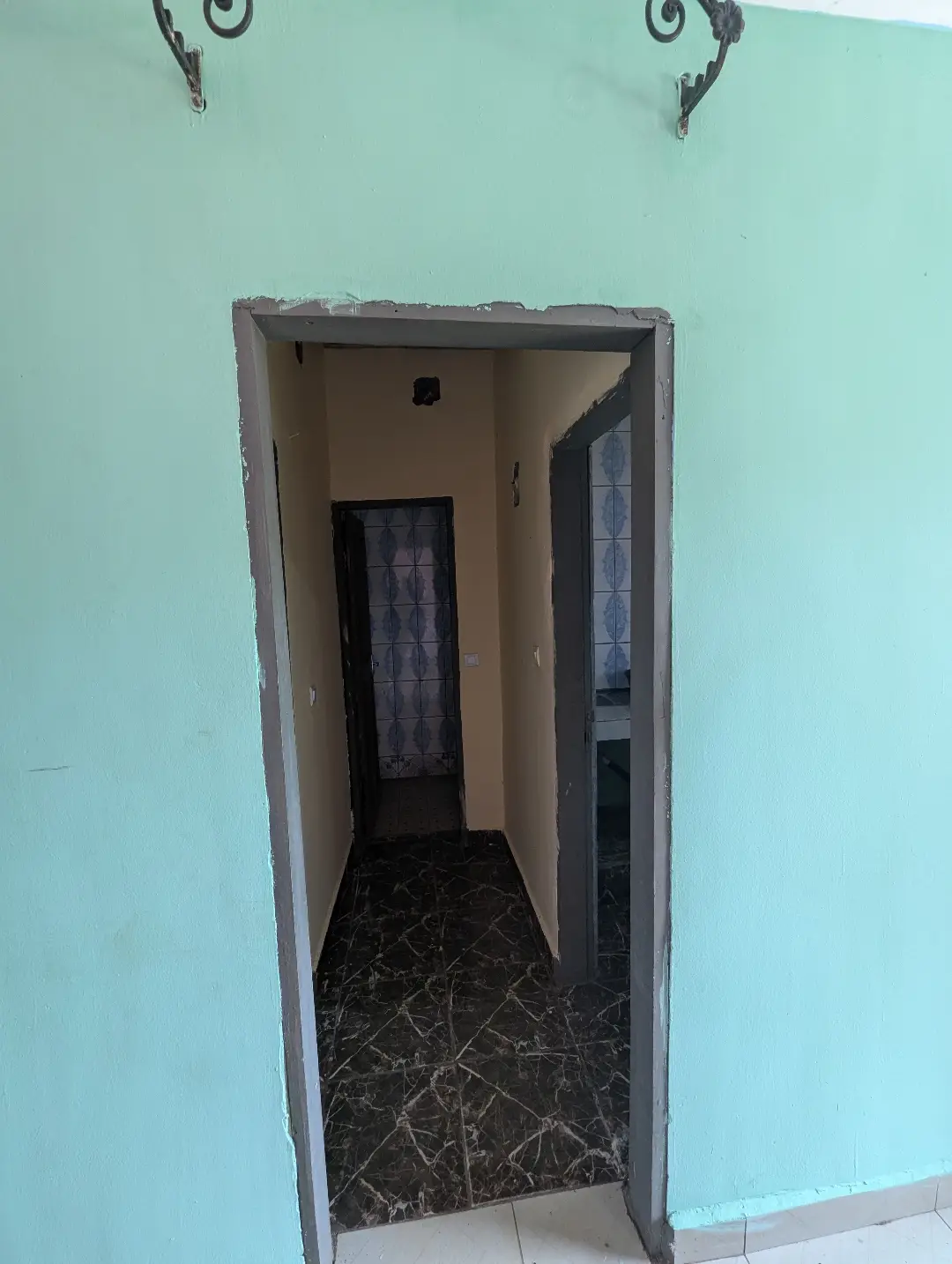 Appartement moderne à louer à Bafoussam Marie Rural (lepreserie) - Image 11