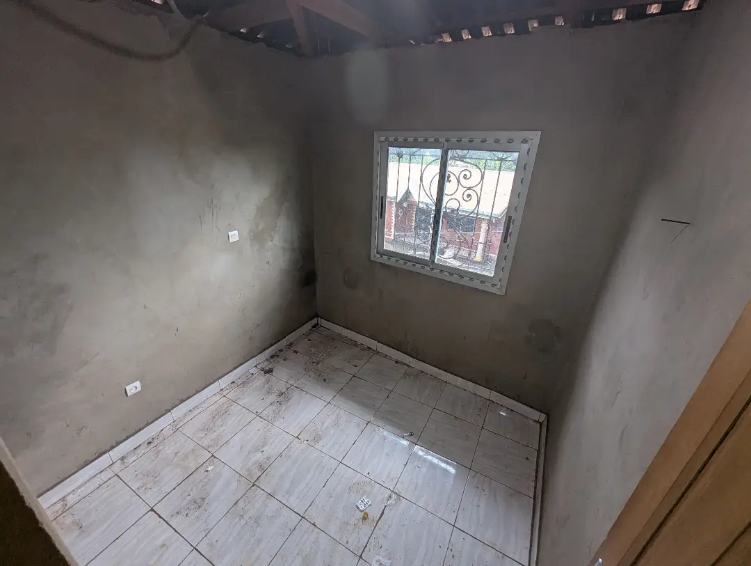 Appartement moderne à louer à Bafoussam Tchitchap - Image 12