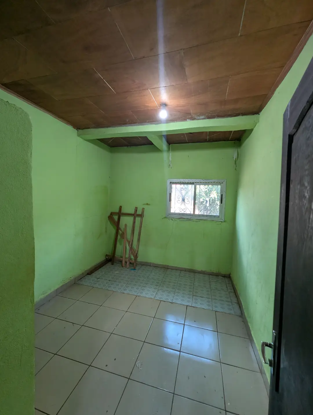 Appartement moderne à louer à Bafoussam Boulevard Eveche - Image 12