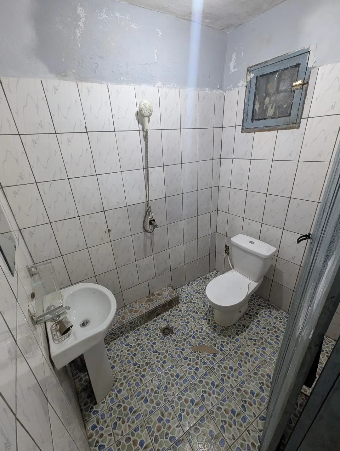 Appartement moderne à louer à Bafoussam Bingo - Image 12