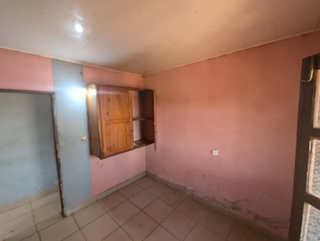 Appartement moderne à louer à Bafoussam Stade Municipal - Image 12