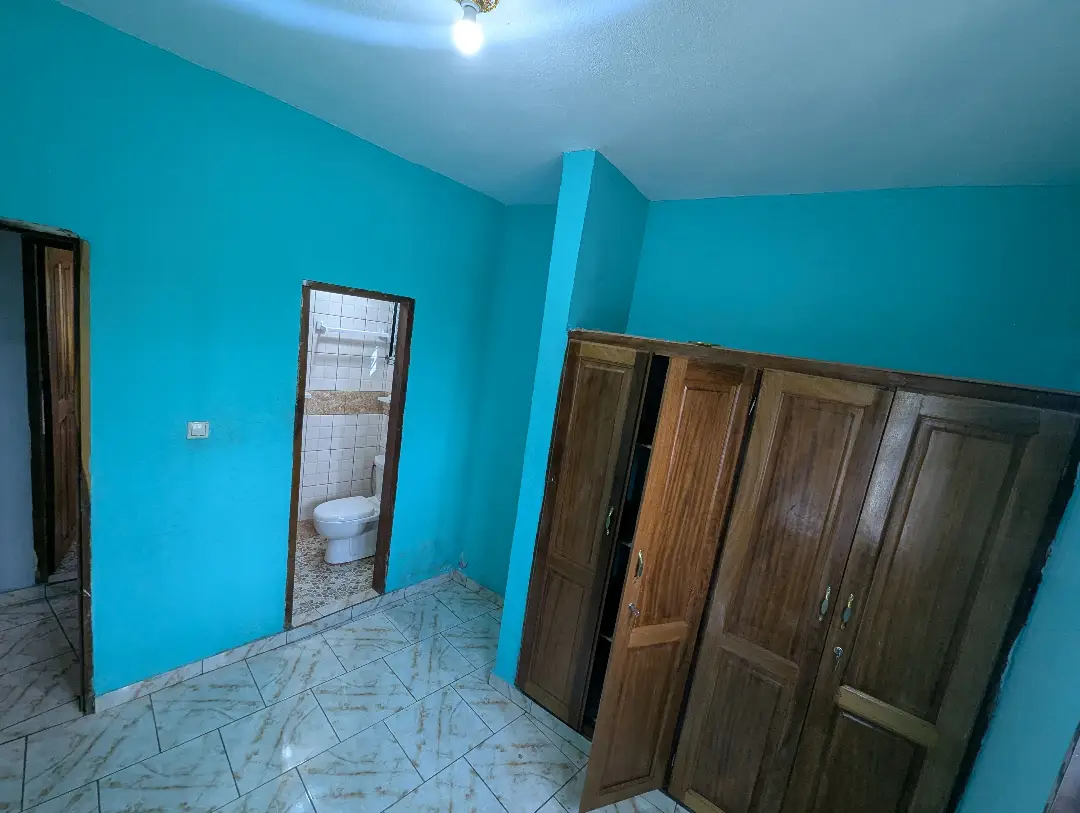 Appartement moderne à louer à Bafoussam Marche Casa - Image 12
