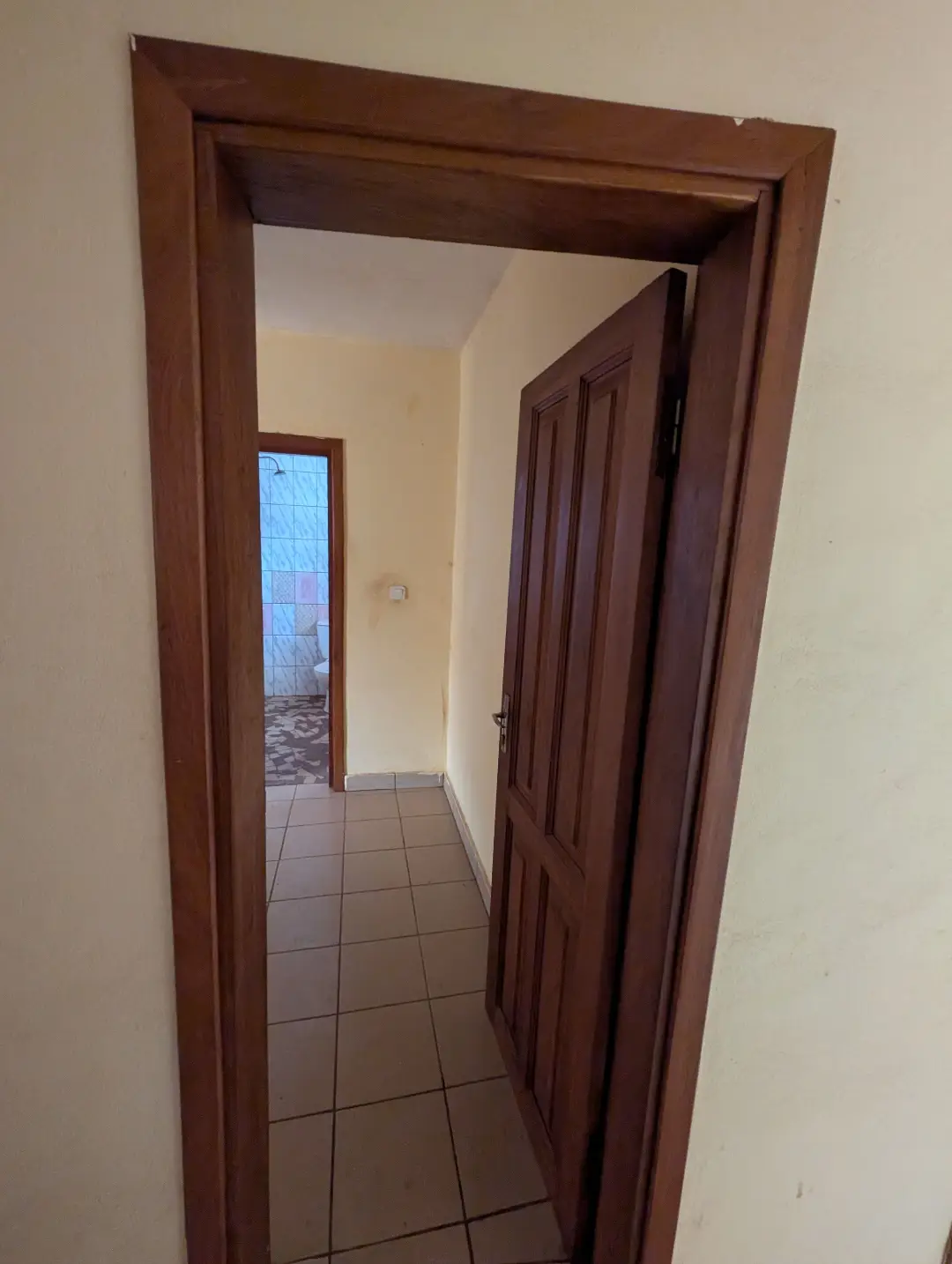 Appartement moderne à louer à Bafoussam Entree Ecole Normale - Image 12