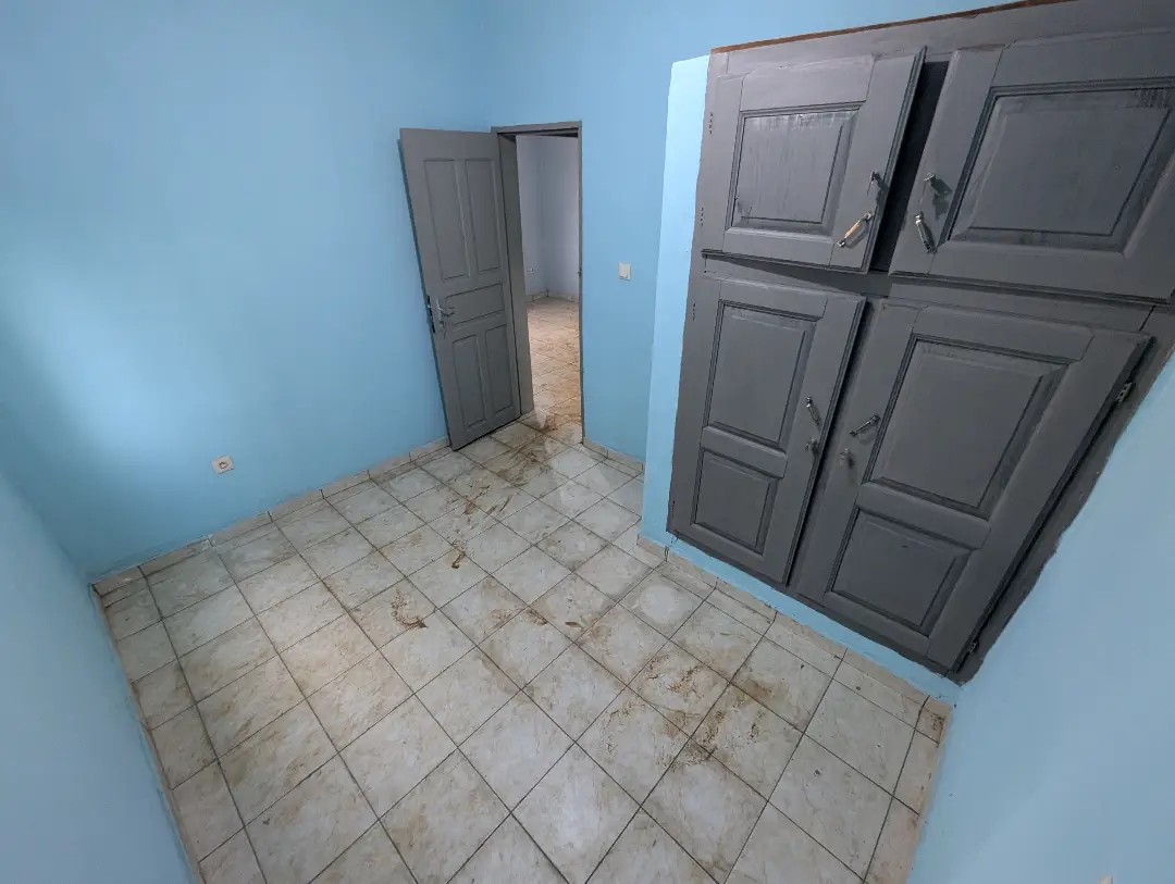 Studio moderne à louer à Bafoussam Touristique - Image 12