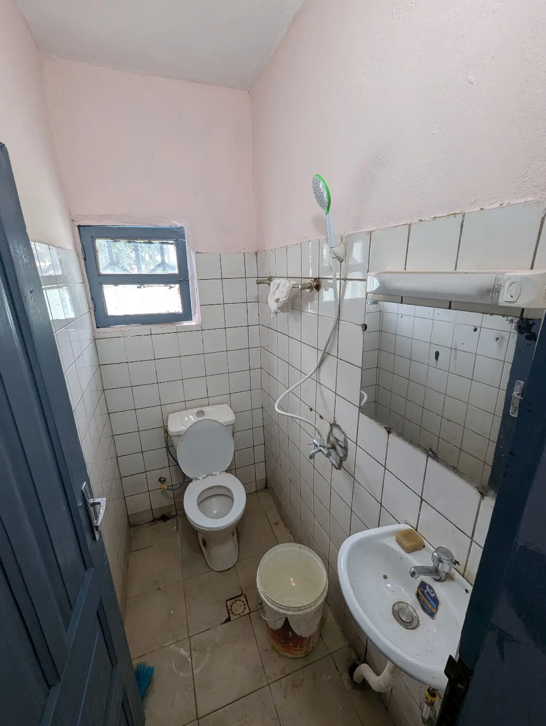 Appartement moderne à louer à Bafoussam Kamkop - Image 12