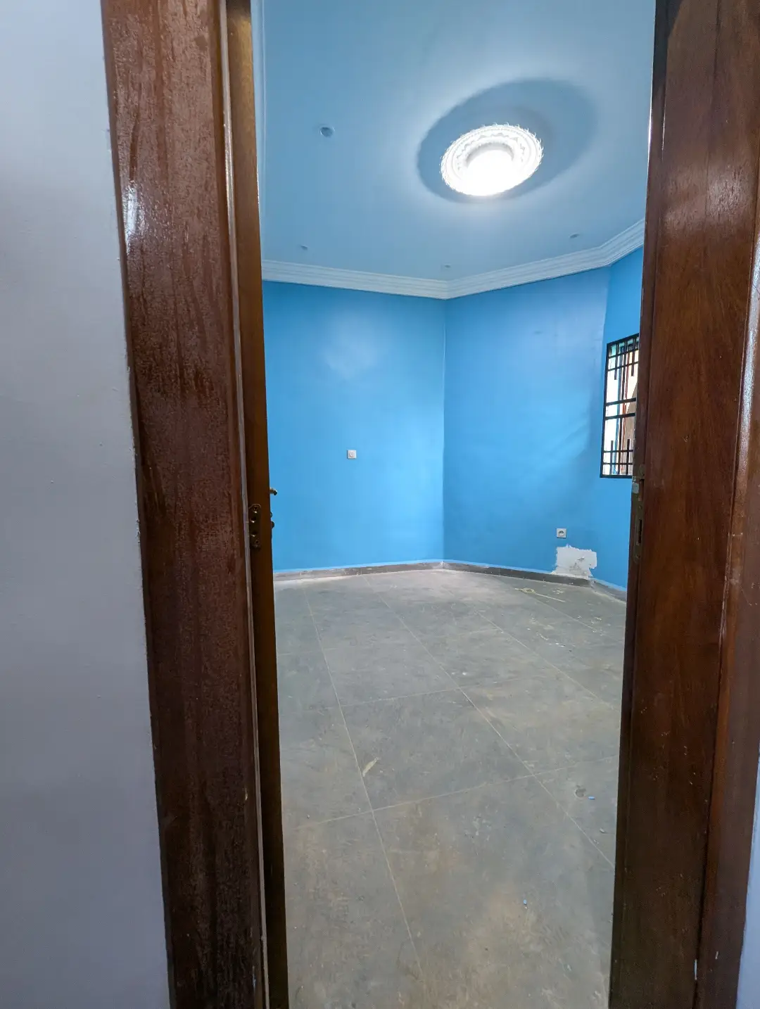 Studio moderne à louer à Bafoussam Maeture - Image 12