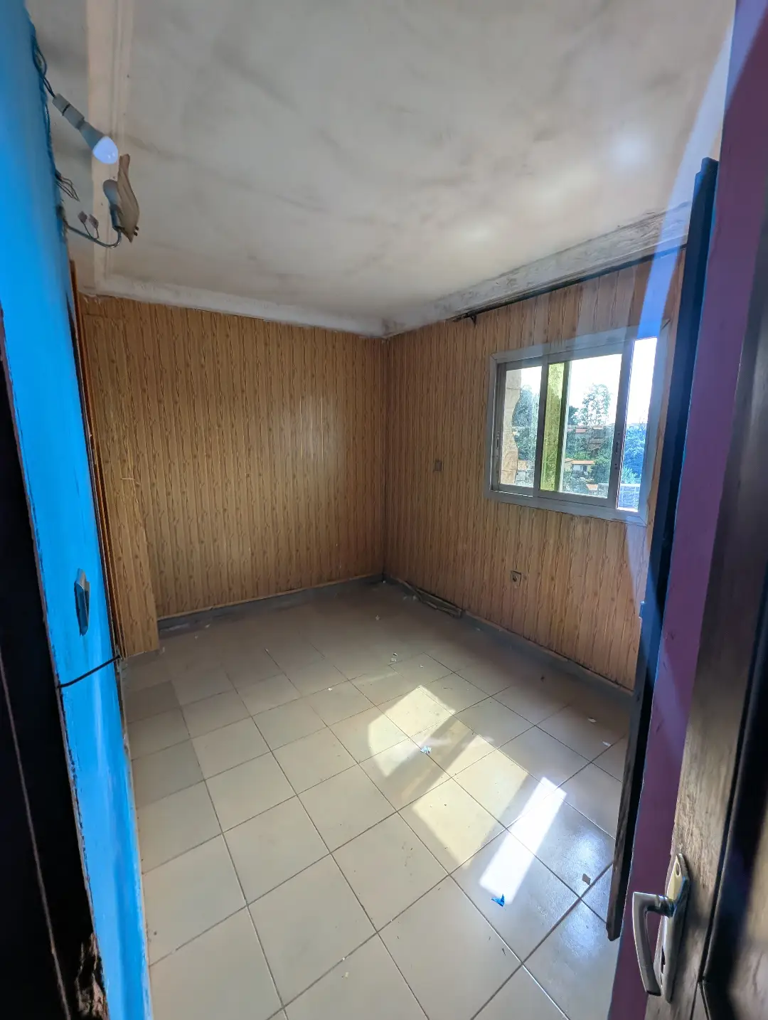 Appartement moderne à louer à Bafoussam Gabon Bar - Image 12