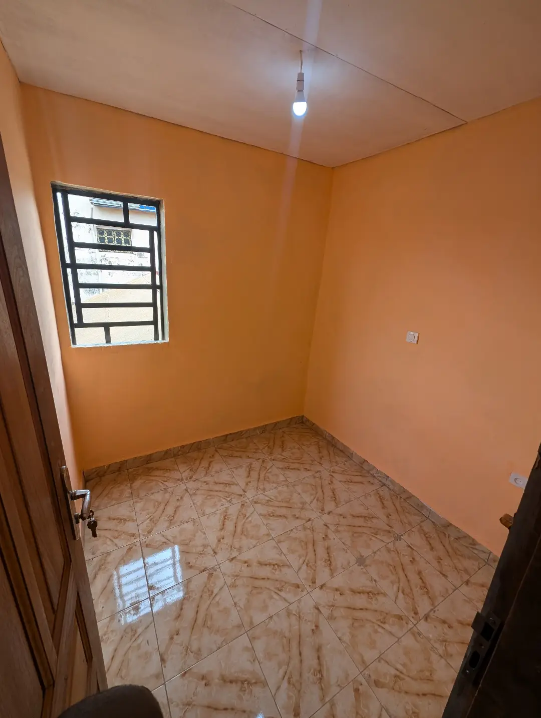Appartement moderne à louer à Bafoussam Omnisport - Image 13