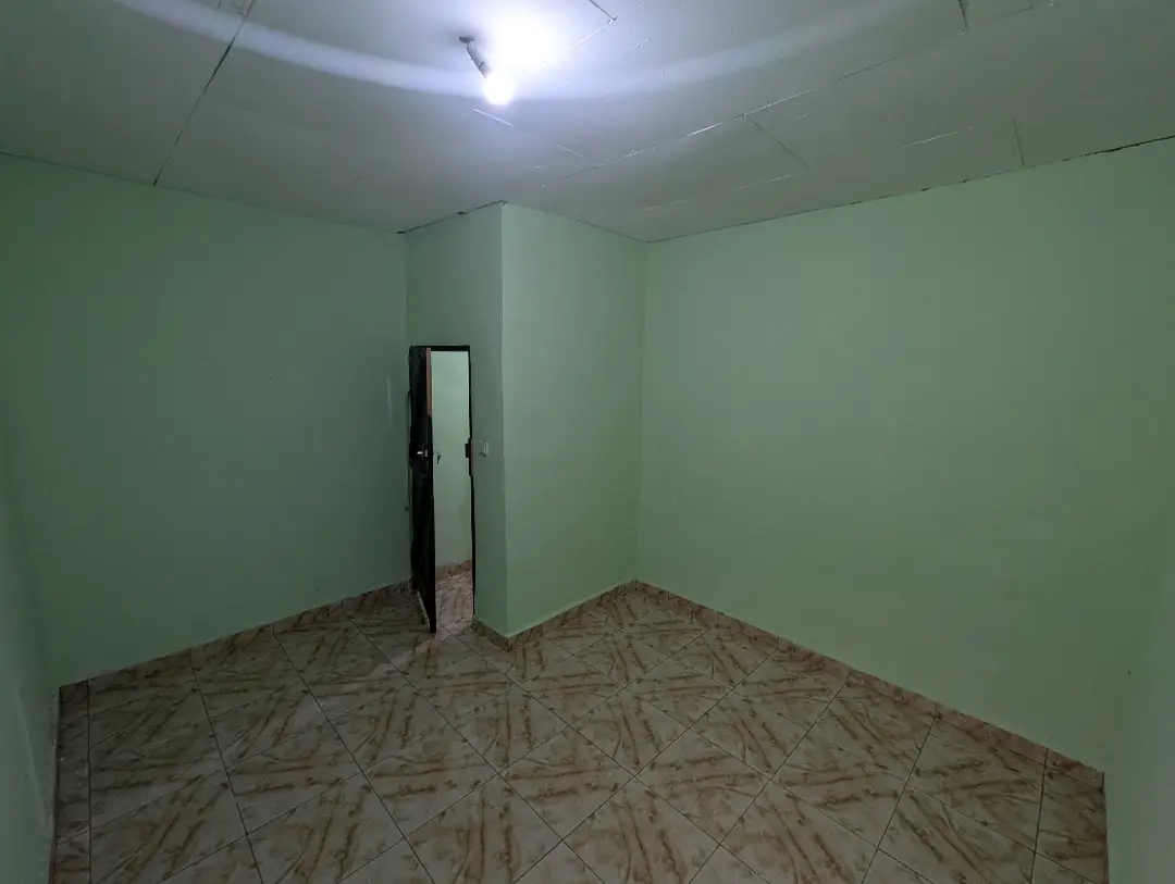 Appartement moderne à louer à Bafoussam Terminus - Image 13