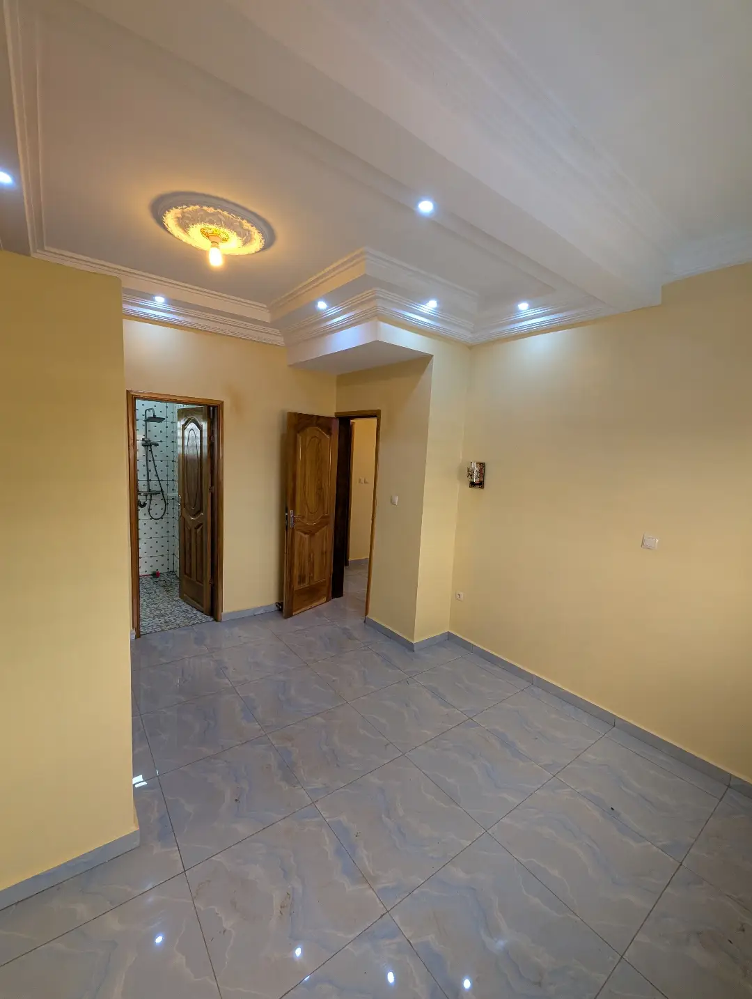 Appartement moderne à louer à Bafoussam 2eme Carrefour Eveche - Image 13