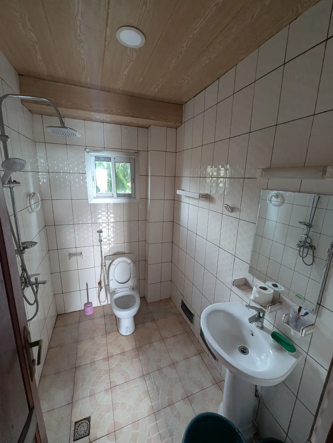 Appartement moderne à louer à Bafoussam 1er Camoco - Image 13