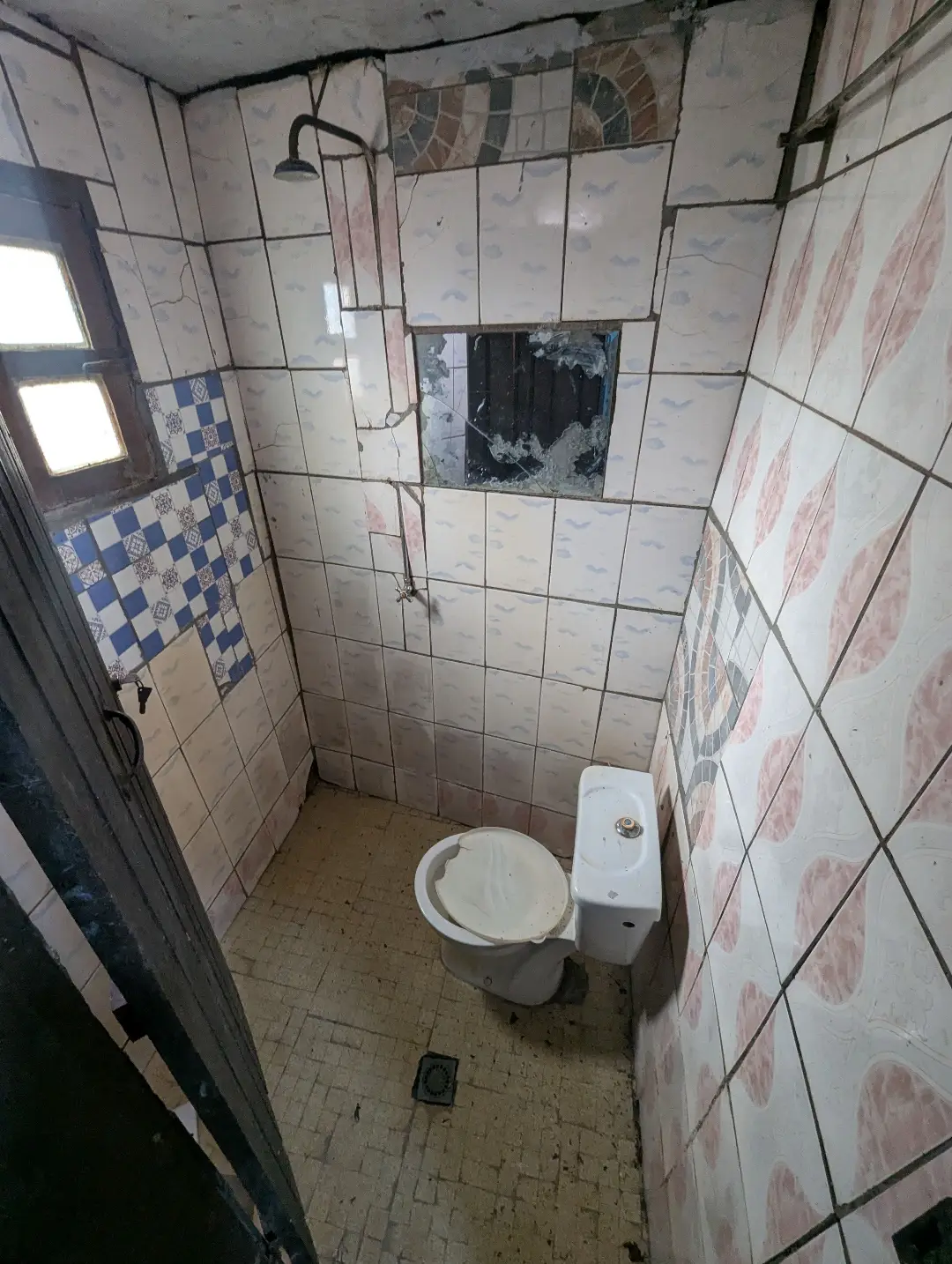 Maison moderne à louer à Bafoussam Auberge Du Lac - Image 13