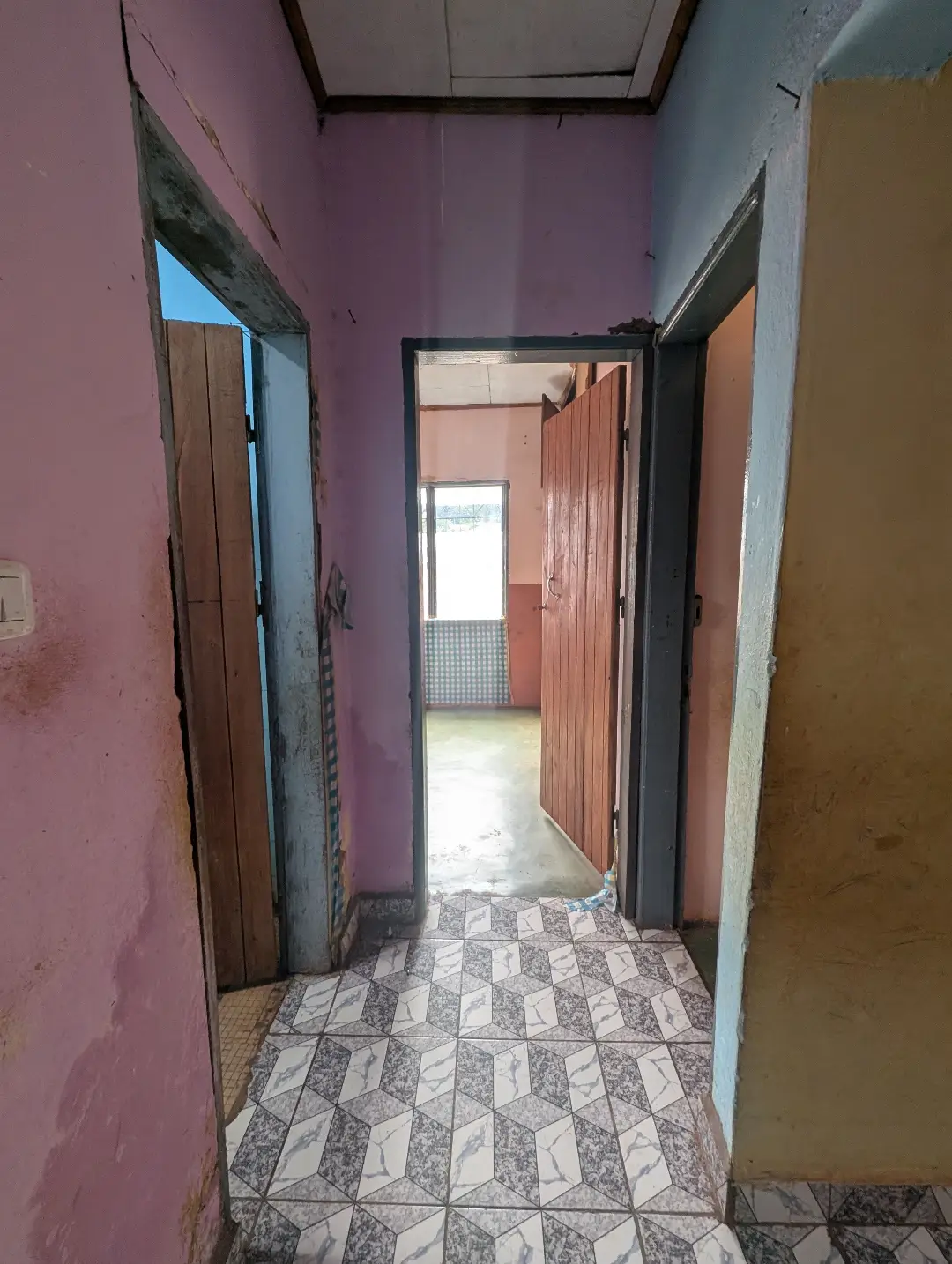 Appartement moderne à louer à Bafoussam Gabon Bar - Image 13