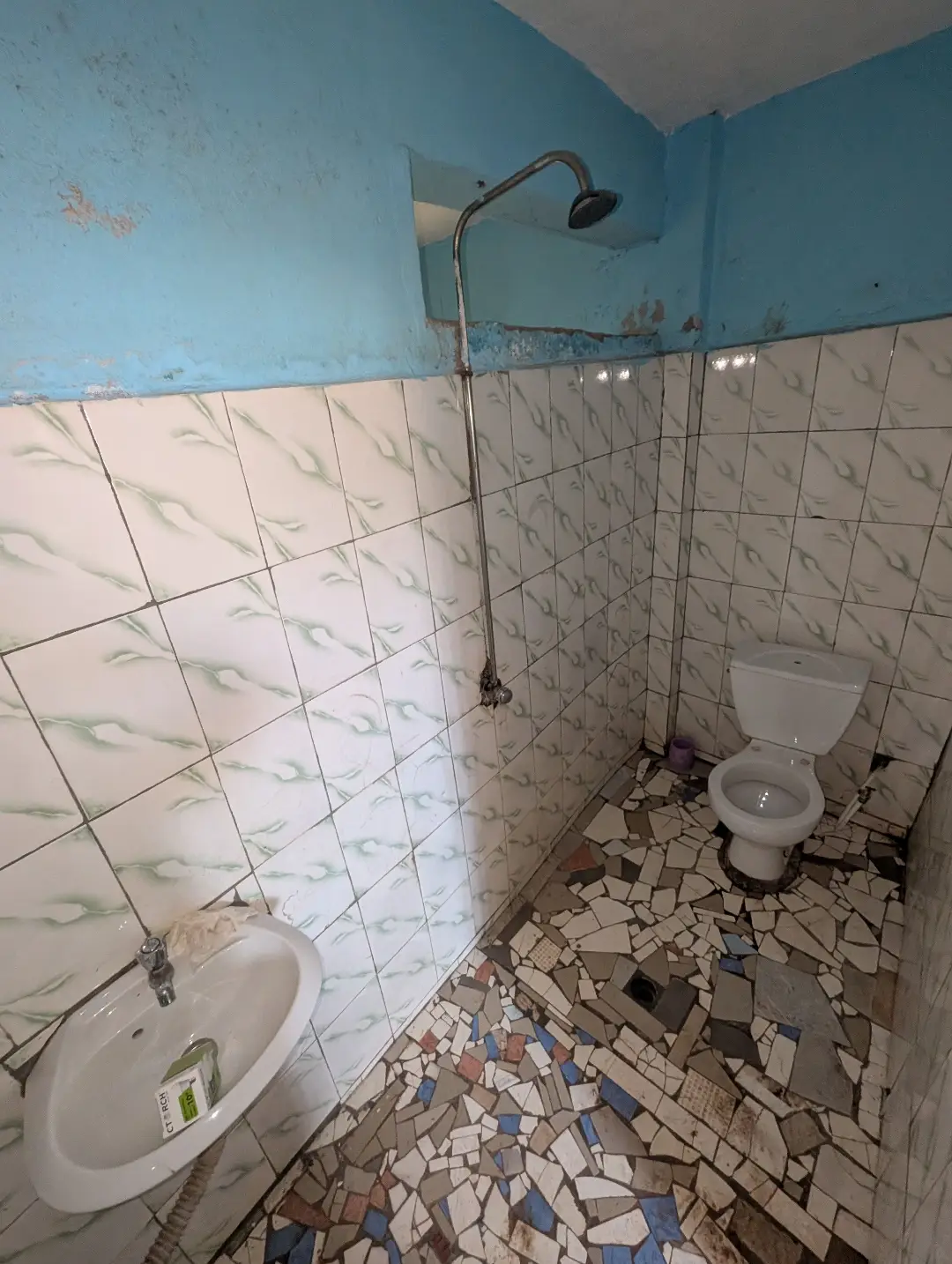 Appartement moderne à louer à Bafoussam Toket - Image 14
