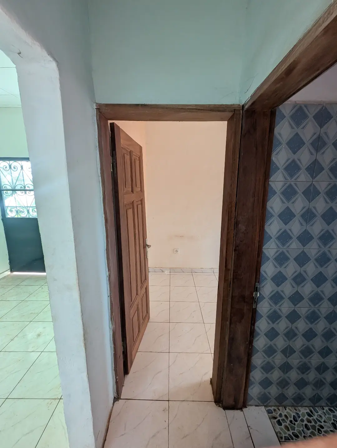 Appartement moderne à louer à Bafoussam Serie Takam - Image 14