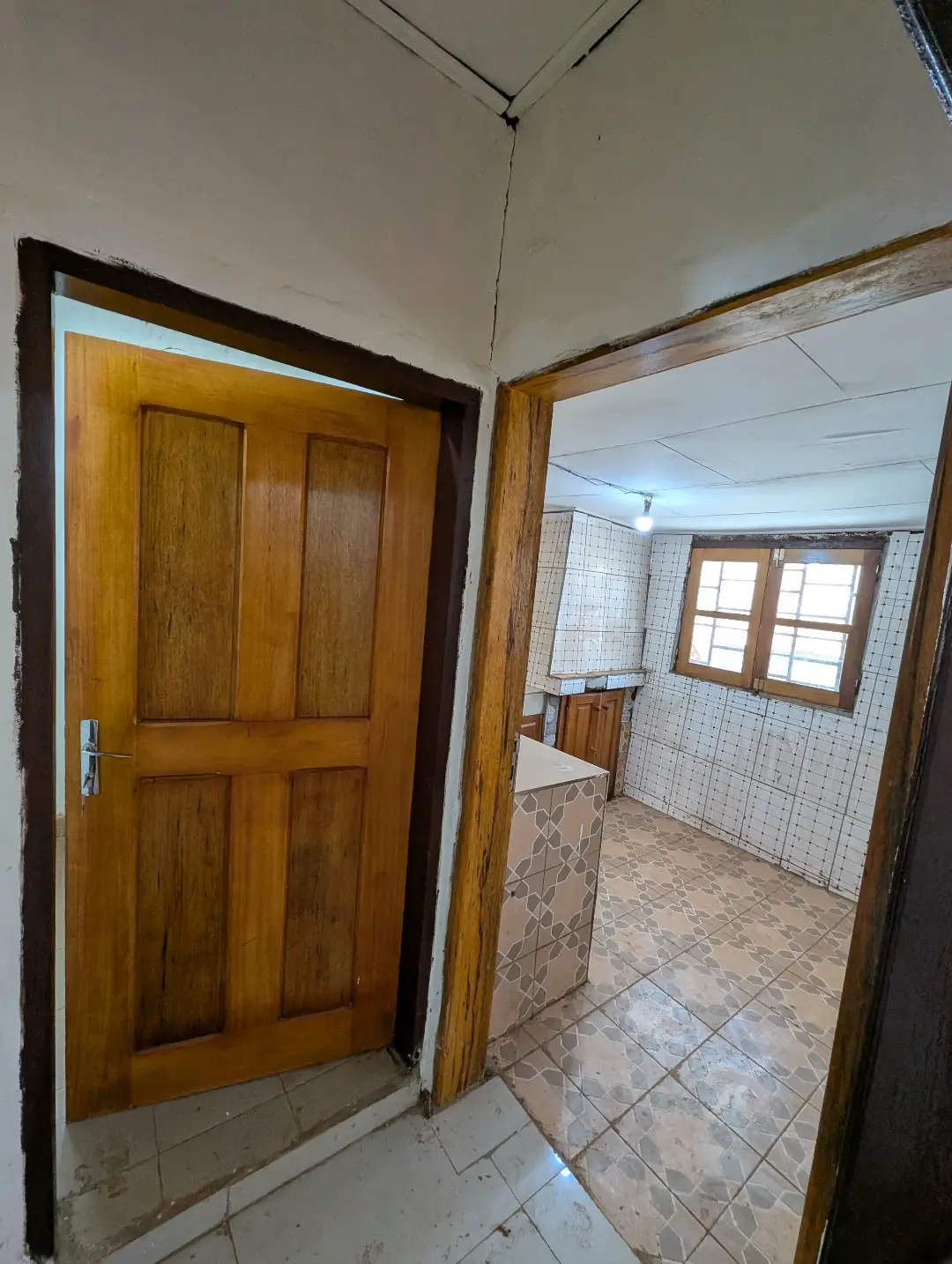 Maison moderne à louer à Bafoussam Madelon - Image 14
