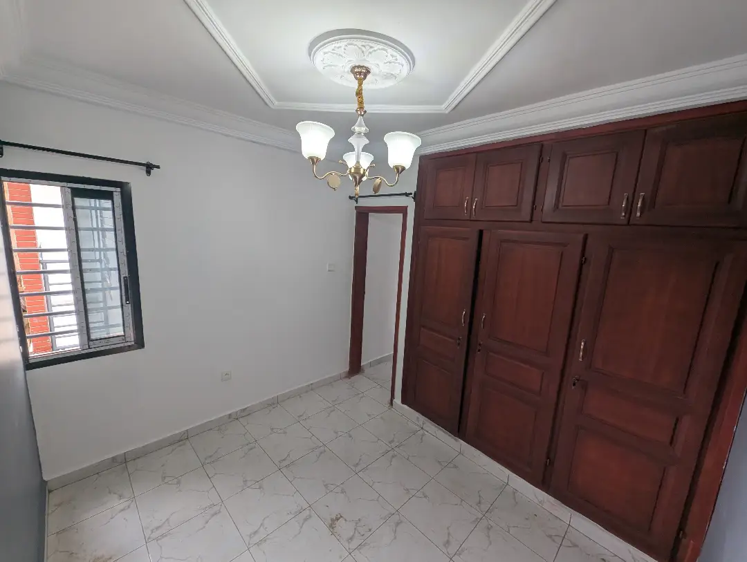 Studio moderne à louer à Bafoussam Mairie Rural - Image 14