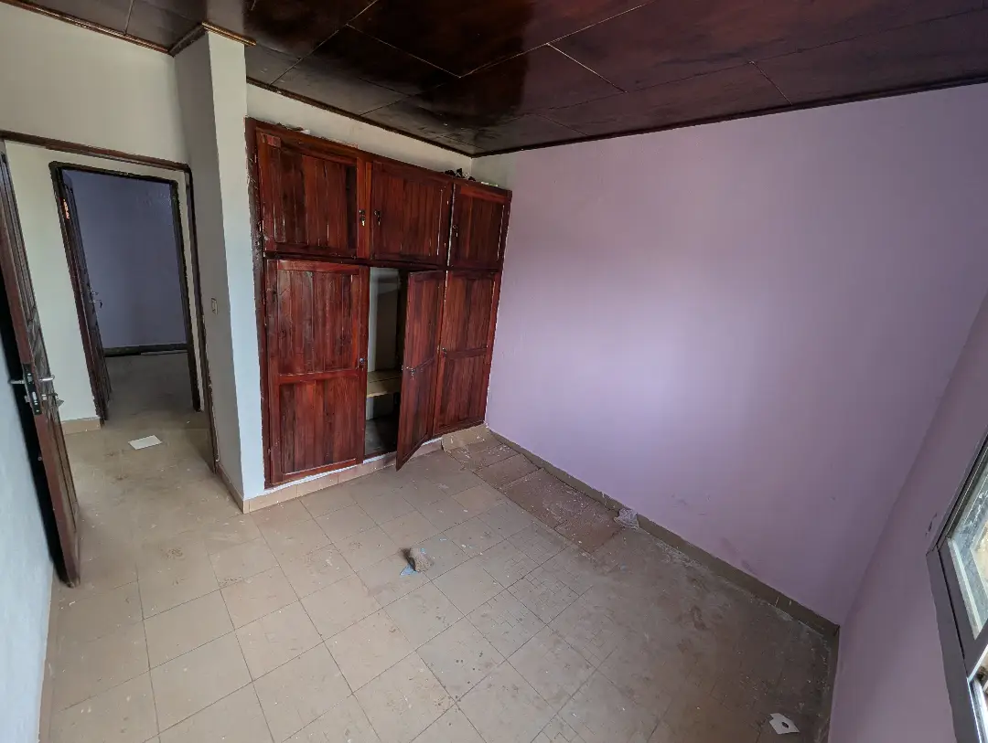 Appartement moderne à louer à Bafoussam Palace - Image 14