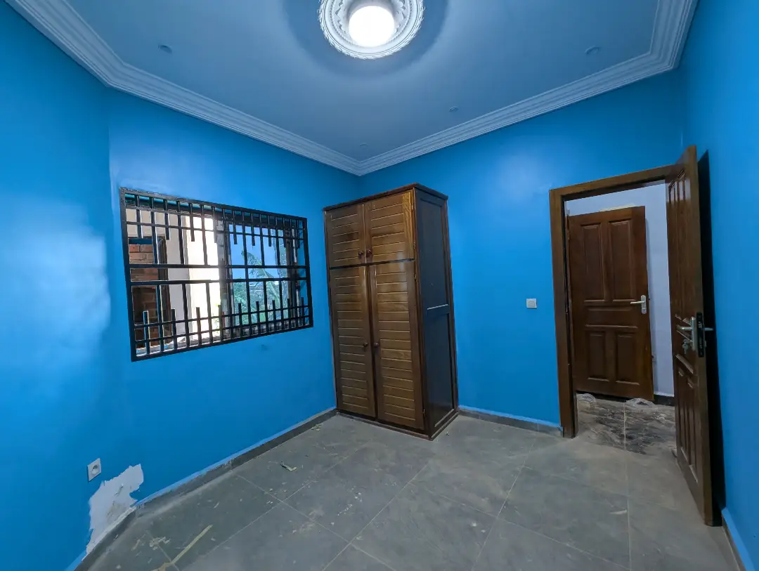 Studio moderne à louer à Bafoussam Maeture - Image 14