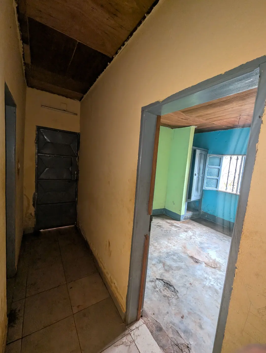 Maison moderne à louer à Bafoussam Boulevard Eveche - Image 15