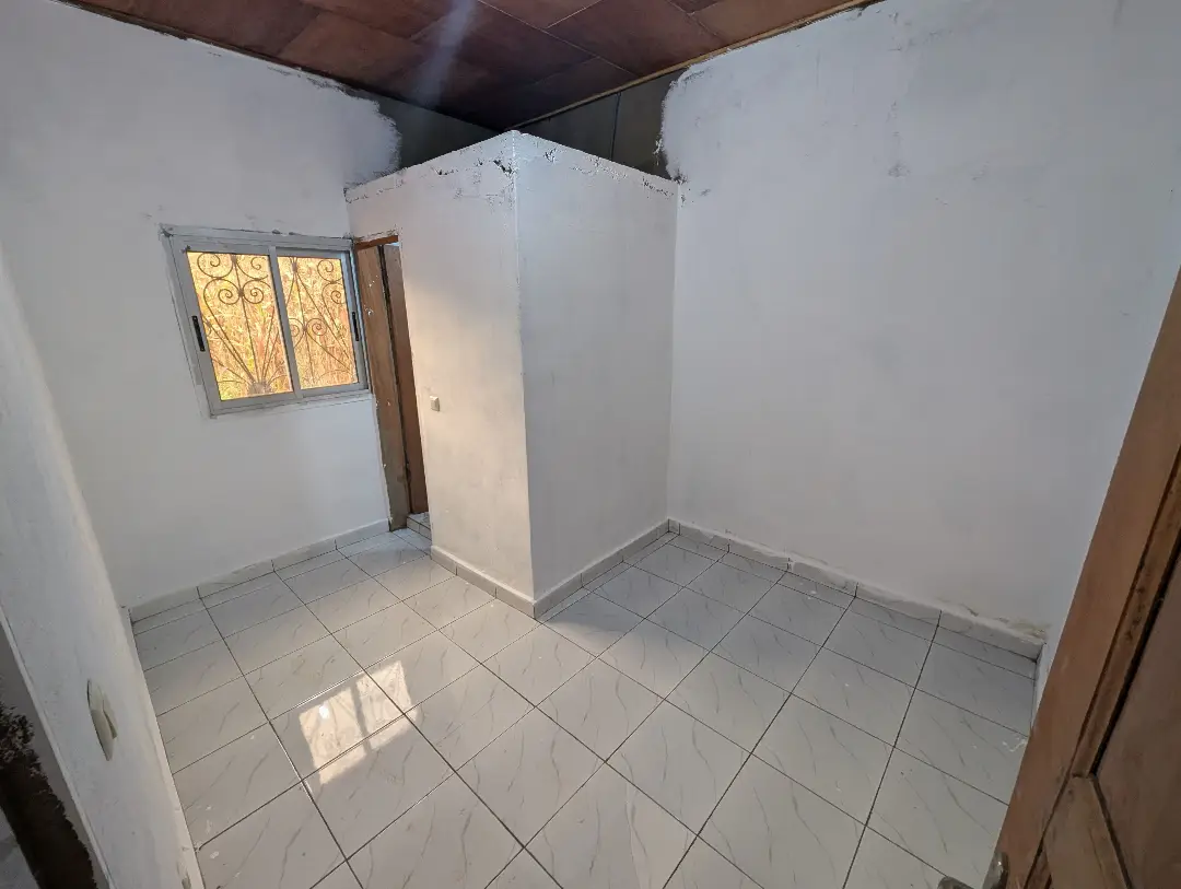 Appartement moderne à louer à Bafoussam 3eme Carrefour Eveche - Image 15