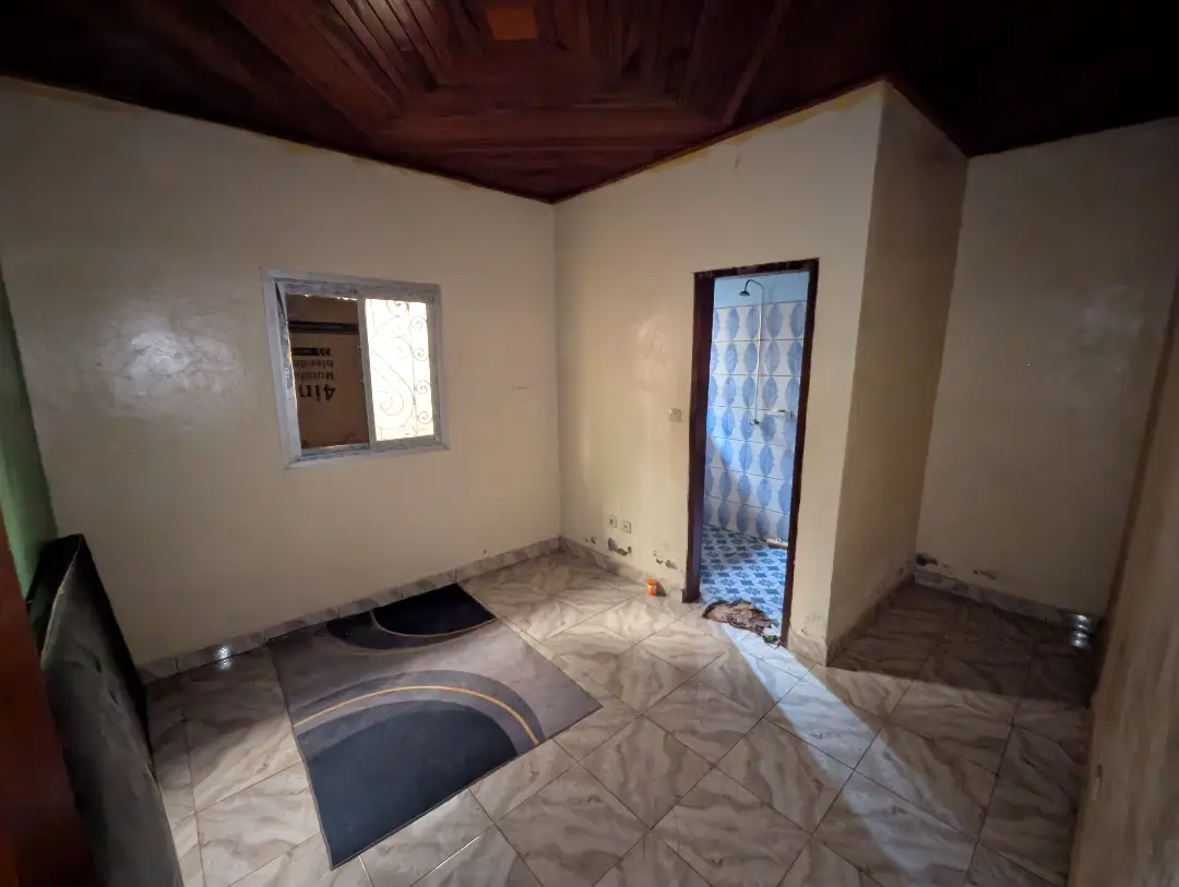 Appartement moderne à louer à Bafoussam Madelon - Image 15