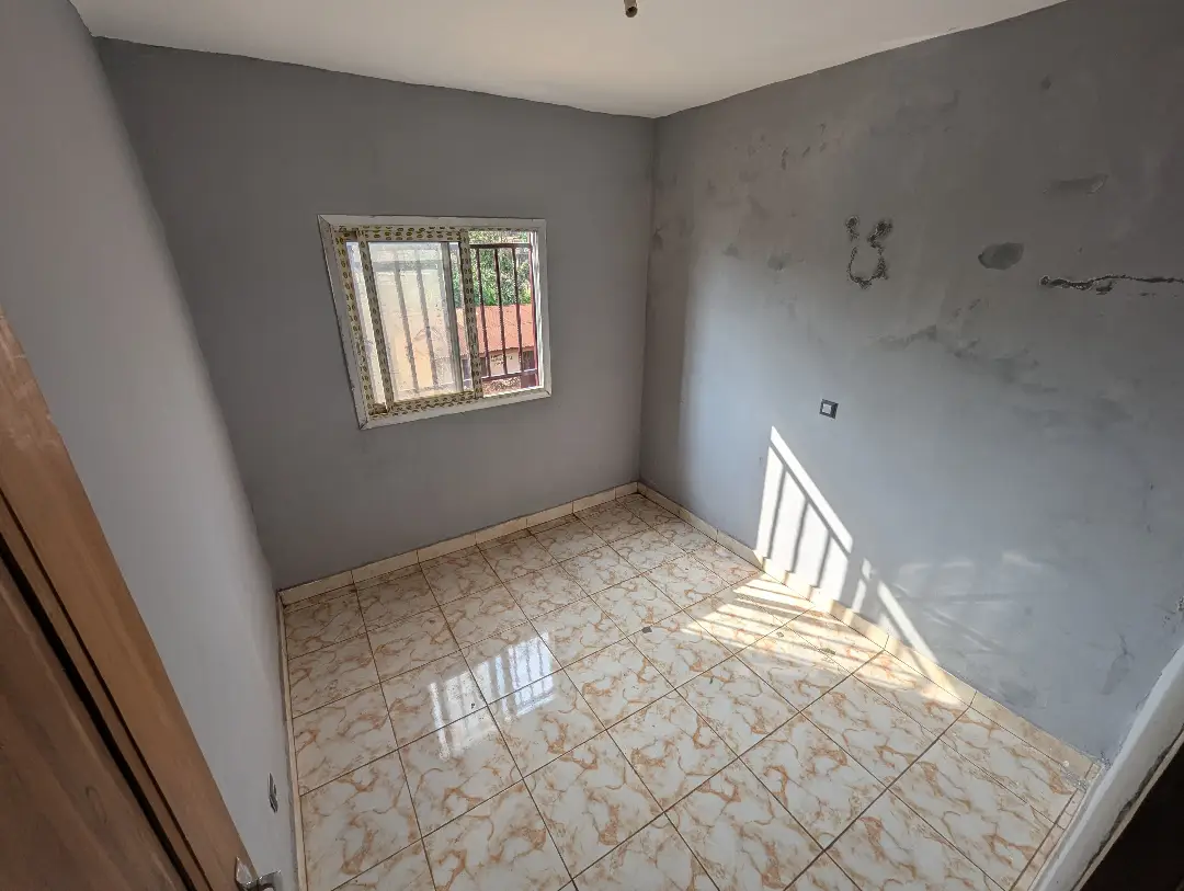 Appartement moderne à louer à Bafoussam Carrefour Explosif - Image 15
