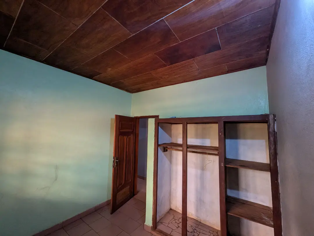 Appartement moderne à louer à Bafoussam Pont Voltaire - Image 15