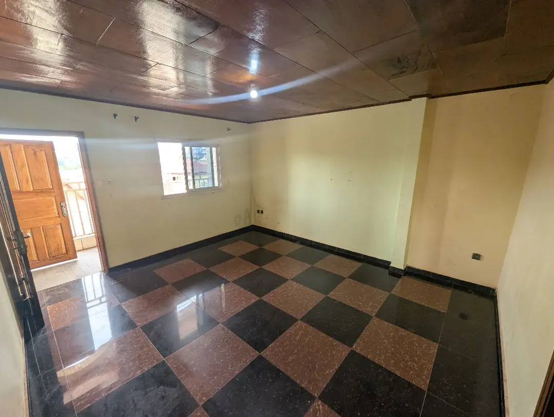 Appartement moderne à louer à Bafoussam Groupe 3 - Image 15