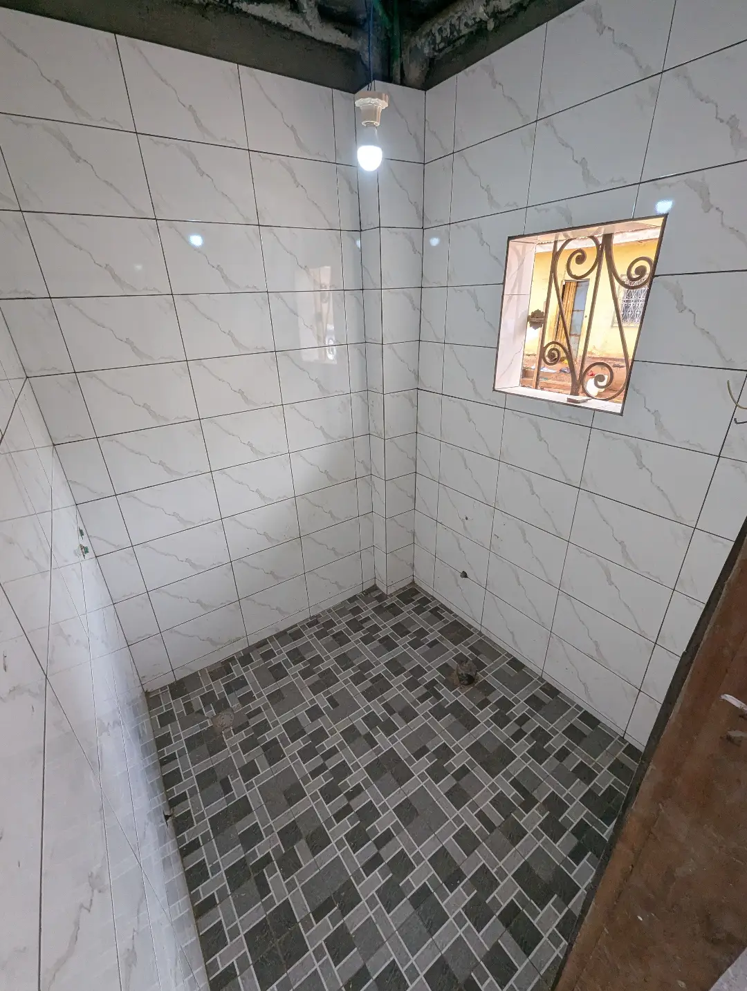 Appartement moderne à louer à Bafoussam 2eme Carrefour Eveche - Image 15
