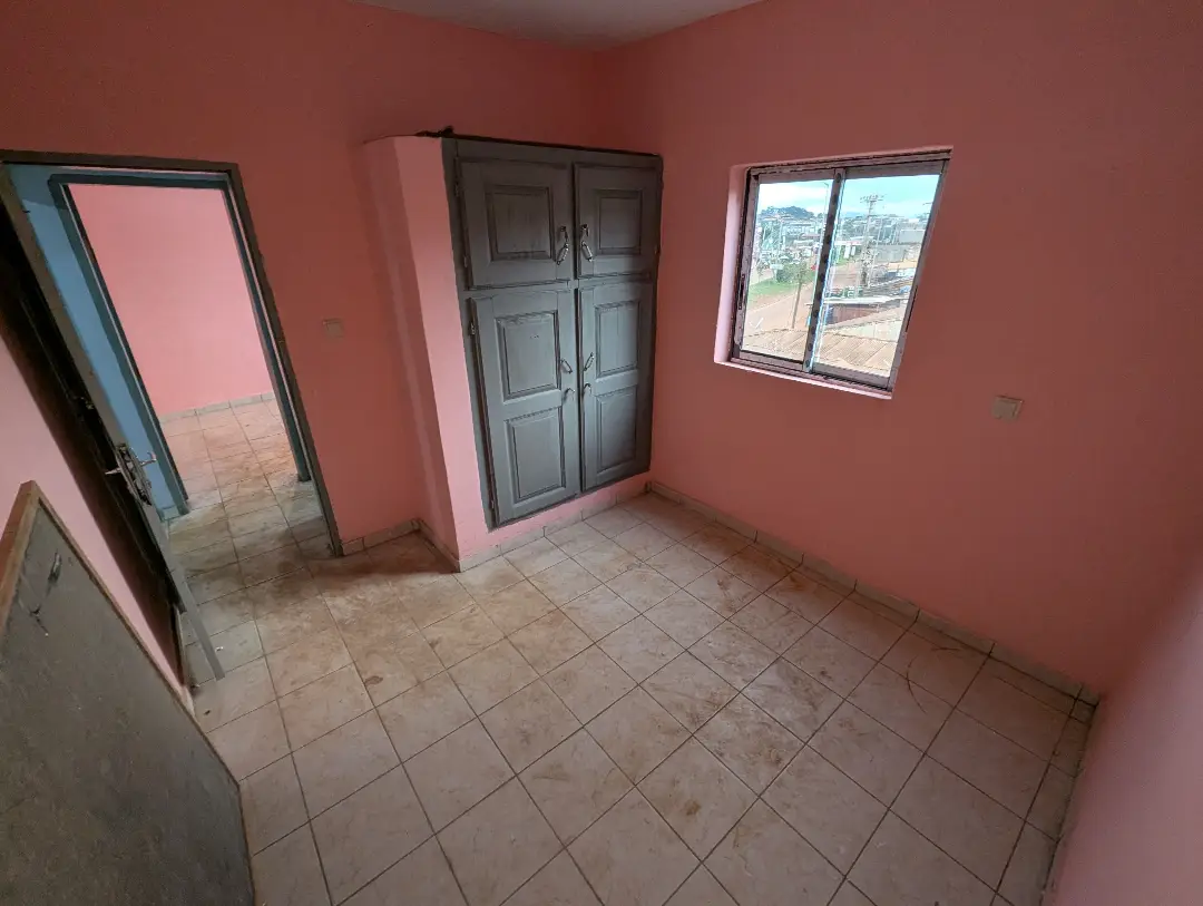 Appartement moderne à louer à Bafoussam Carrefour Touristique - Image 15