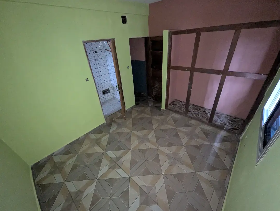 Appartement moderne à louer à Bafoussam Kouongouo - Image 15
