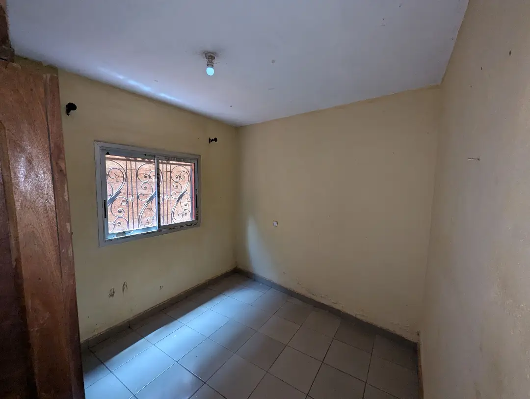 Appartement moderne à louer à Bafoussam Marie Rurale - Image 15