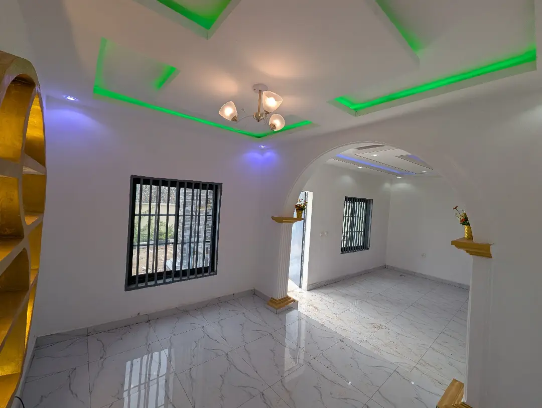 Villa moderne à vendre à Bafoussam Memboutchi - Image 16