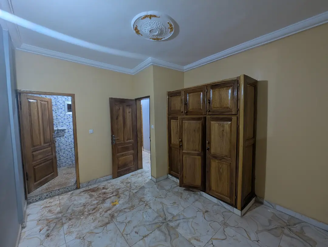 Appartement moderne à louer à Bafoussam Stade Municipal - Image 16