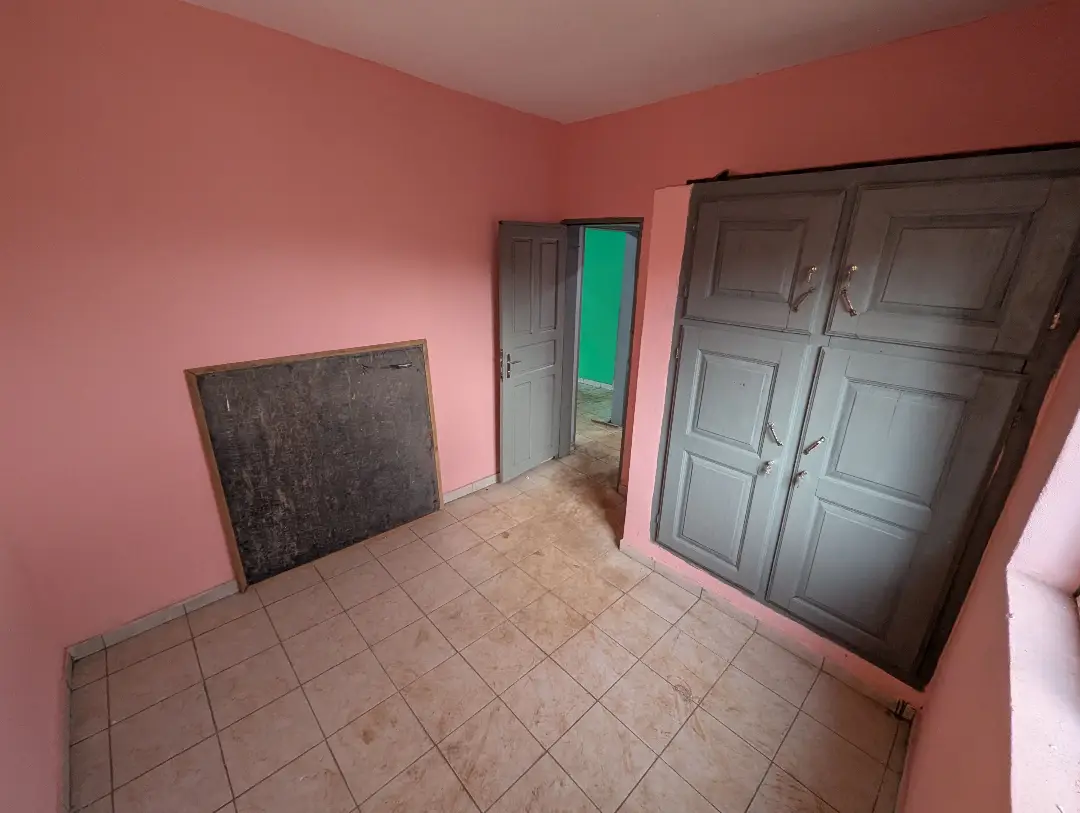 Appartement moderne à louer à Bafoussam Carrefour Touristique - Image 16