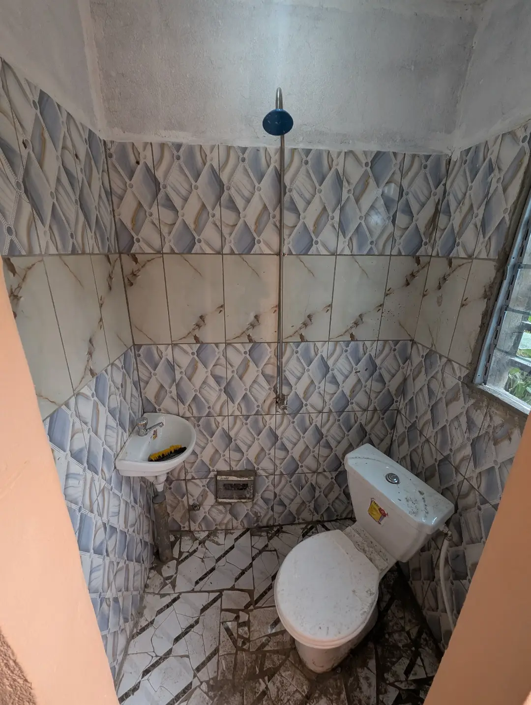 Appartement moderne à louer à Bafoussam Omnisport - Image 17